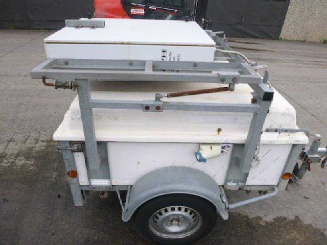 Bw trailers b.v.b.a. mobiele educatieve radar trailer bewegwijzering - afbeelding 12 van  15