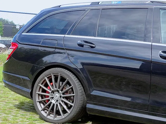 C 63 amg estate (lichte vracht) - afbeelding 7 van  52