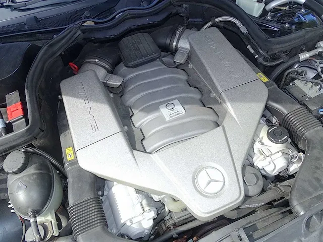 C 63 amg estate (lichte vracht) - afbeelding 42 van  52