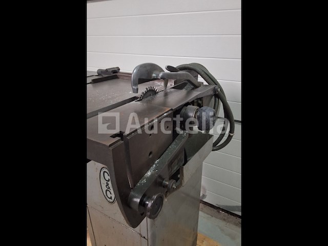 C & g metaalzaagmachine - afbeelding 1 van  7