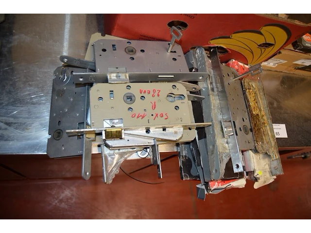 Ca. 100 binnenwerken voor deuren - afbeelding 7 van  8