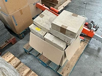 Ca. 1000 rubberen voetsteuntjes - afbeelding 5 van  5