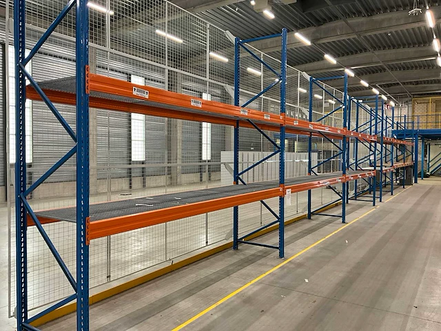 Ca. 12,3m stow palletstellingen met achterwand - afbeelding 1 van  24