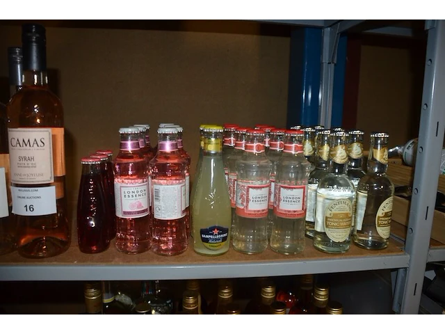 Ca. 15 flessen mojito, ca. 19 flessen diverse drank w.o. smeets, campari, martini, ricard (16,17) - afbeelding 4 van  6