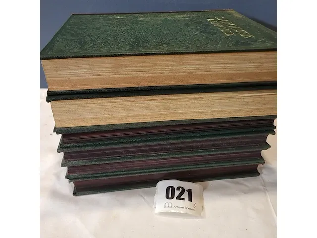Ca 1930 6 wetenschappelijke boeken oa larousse... - afbeelding 4 van  12