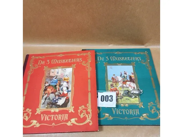 Ca 1940 chocolats victoria de 3 musketiers 2 volumes - afbeelding 1 van  11