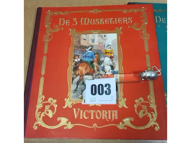 Ca 1940 chocolats victoria de 3 musketiers 2 volumes - afbeelding 5 van  11