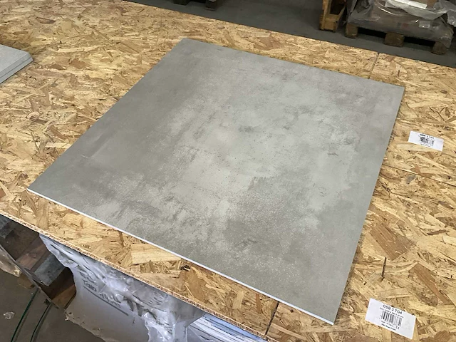 Ca. 29m2 keramische tegels lafaenza ego 90b(90x90cm) - afbeelding 1 van  6