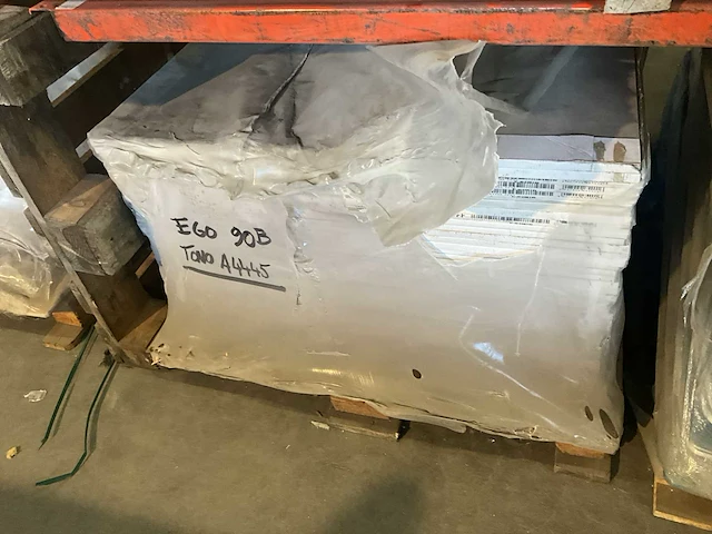 Ca. 29m2 keramische tegels lafaenza ego 90b(90x90cm) - afbeelding 5 van  6