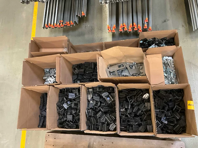 Ca. 300x rollenrails bito - afbeelding 6 van  7