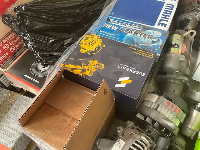 Ca. 35 diverse startmotoren valeo/bosch/everkraft/mahle - afbeelding 14 van  17