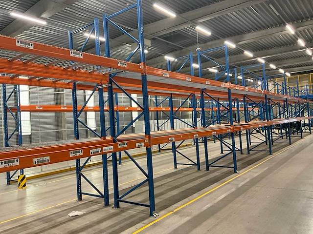 Ca. 37,5m stow palletstellingen - afbeelding 1 van  12