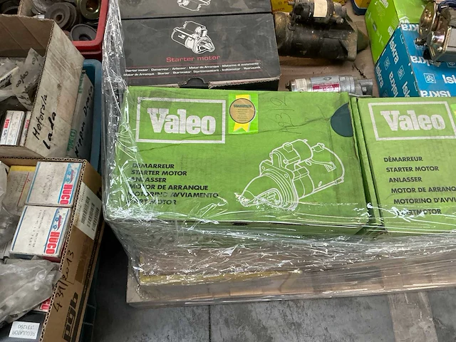 Ca. 40 diverse startmotoren - afbeelding 7 van  24