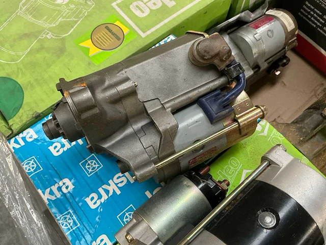 Ca. 40 diverse startmotoren - afbeelding 12 van  24