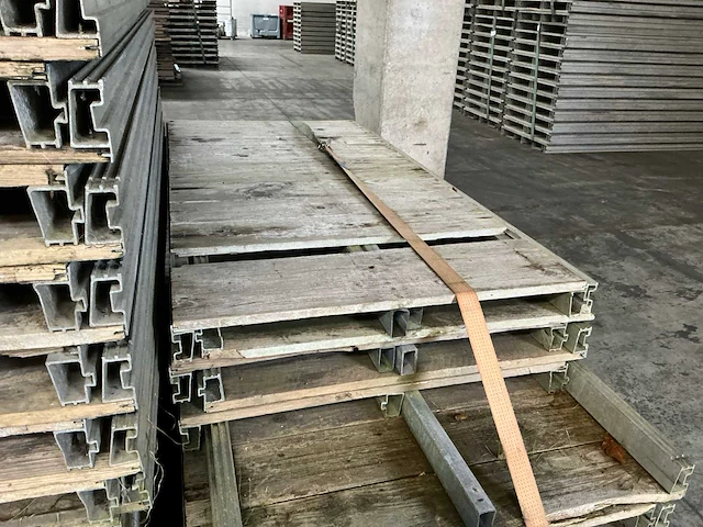 Ca. 45 diverse vloerpanelen - afbeelding 3 van  16