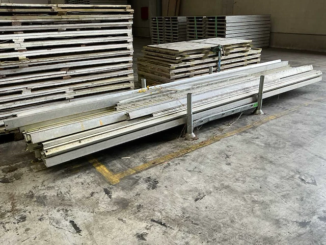 Ca. 45 diverse vloerpanelen - afbeelding 5 van  16