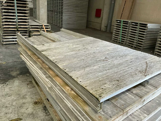 Ca. 45 diverse vloerpanelen - afbeelding 9 van  16