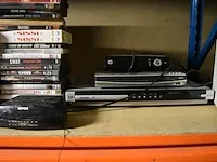 Ca. 45 dvd's, 2 dvd spelers, wekkerradio, 2 boxen onkyo - afbeelding 5 van  6