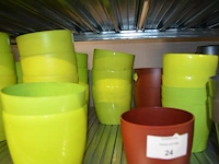 Ca 50 diverse bloempot in diverse kleuren - afbeelding 4 van  7