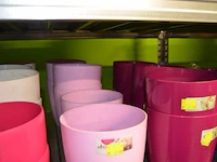 Ca 50 diverse bloempot in diverse kleuren - afbeelding 4 van  8