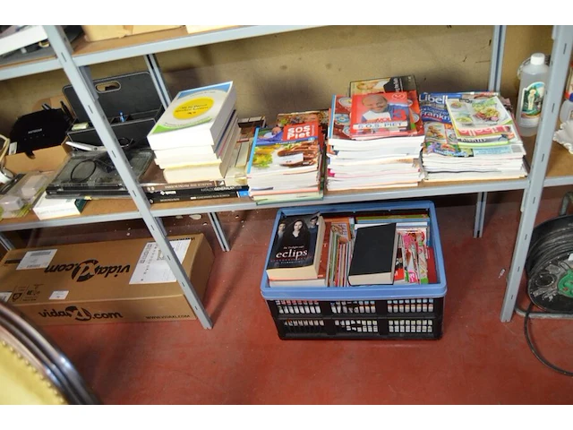 Ca. 50 kookboeken en tijdschriften - afbeelding 1 van  8