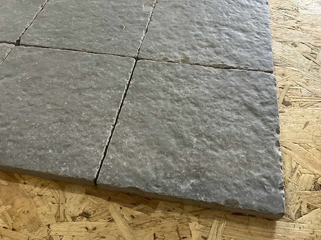 Ca. 5.3m2 tegels benelux grey (19.5x19.5) - afbeelding 2 van  4