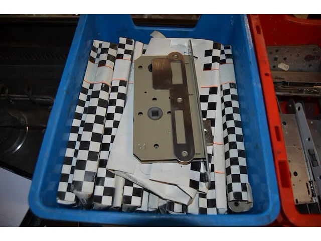 Ca. 55 binnenwerken voor deuren - afbeelding 4 van  6