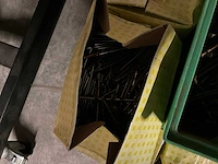 Ca. 56 dozen nagels pgb - afbeelding 6 van  8