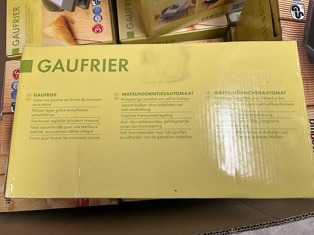 Ca. 65 wafelijzers bifinett - afbeelding 3 van  4