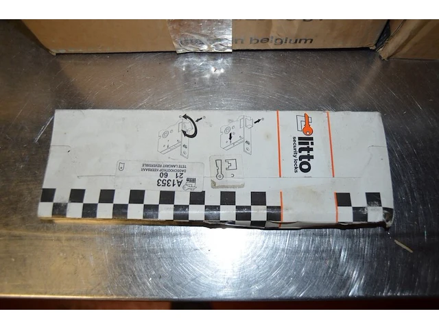 Ca. 86 binnenwerken voor deuren - afbeelding 5 van  6