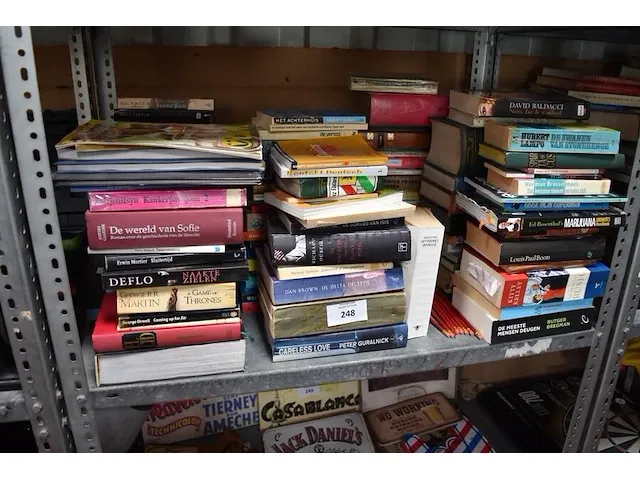 Ca. 90 diverse boeken - afbeelding 1 van  10