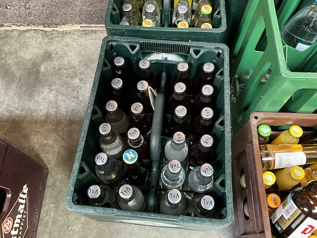 Ca.100 flessen diverse drank - afbeelding 6 van  9