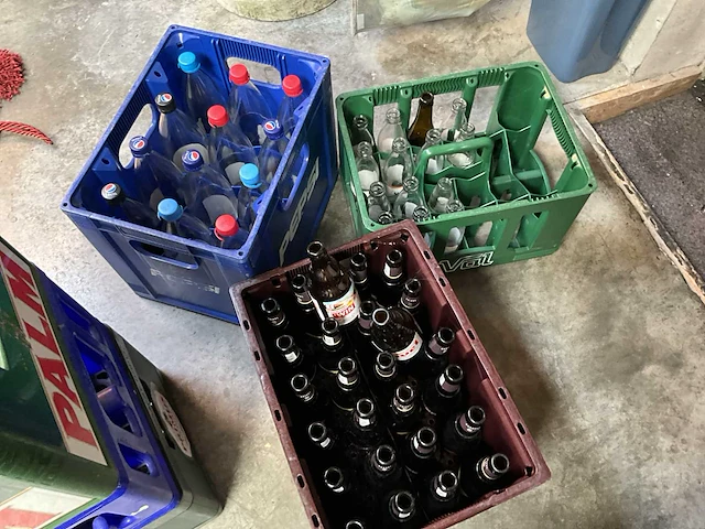 Ca.100 flessen diverse drank - afbeelding 7 van  9