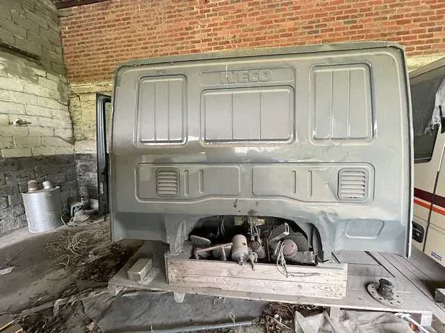 Cabine vrachtwagen iveco - afbeelding 1 van  5