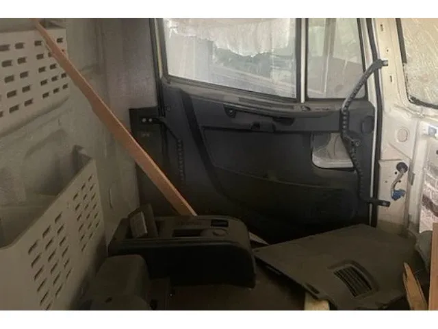 Cabine vrachtwagen weco - afbeelding 4 van  5