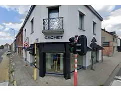 Cachet 2.0: dameskledij + winkelinrichting