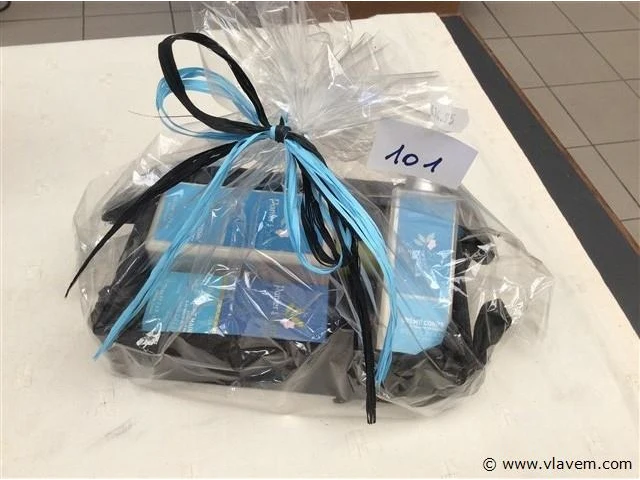 Cadeauverpakking divers - afbeelding 1 van  2