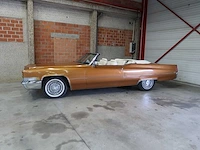 Cadillac - deville - cabriolet - klassieke auto's >15 - afbeelding 13 van  100