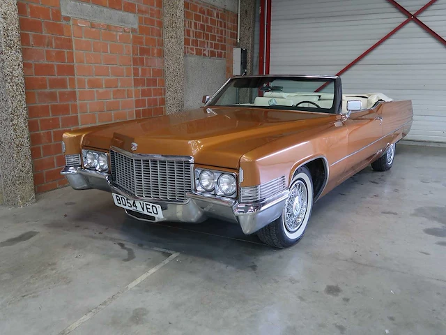 Cadillac - deville - cabriolet - klassieke auto's >15 - afbeelding 17 van  100