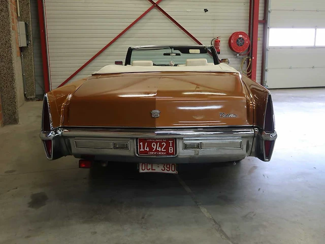 Cadillac - deville - cabriolet - klassieke auto's >15 - afbeelding 35 van  100