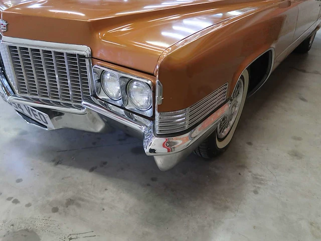 Cadillac - deville - cabriolet - klassieke auto's >15 - afbeelding 38 van  100