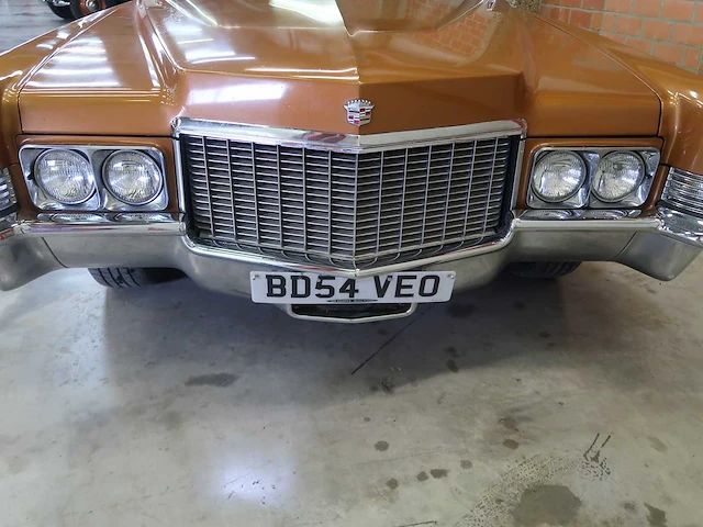 Cadillac - deville - cabriolet - klassieke auto's >15 - afbeelding 39 van  100