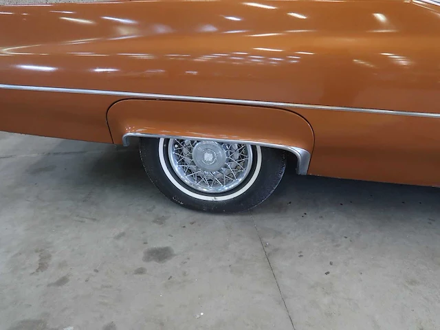 Cadillac - deville - cabriolet - klassieke auto's >15 - afbeelding 43 van  100