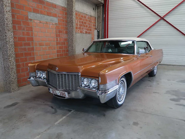 Cadillac - deville - cabriolet - klassieke auto's >15 - afbeelding 6 van  100