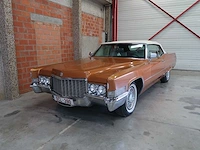 Cadillac - deville - cabriolet - klassieke auto's >15 - afbeelding 6 van  100