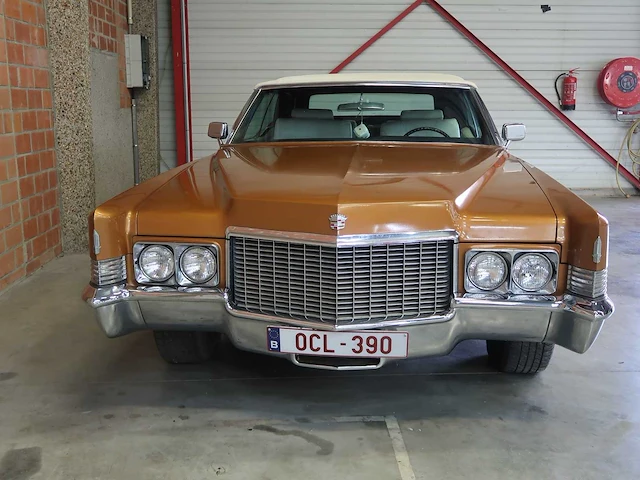 Cadillac - deville - cabriolet - klassieke auto's >15 - afbeelding 8 van  100