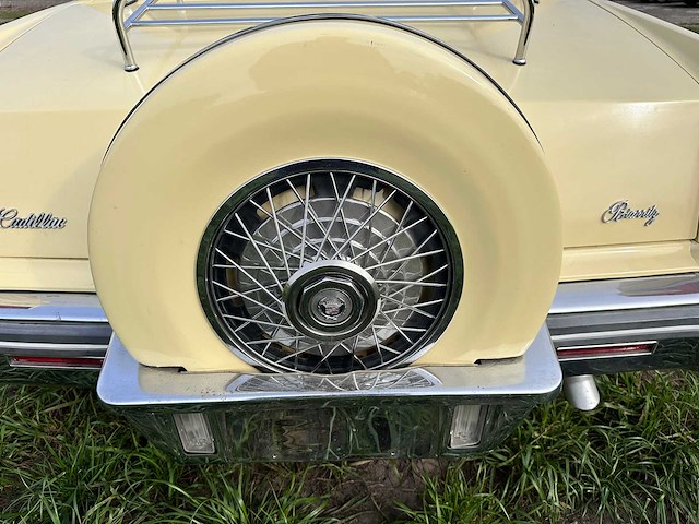 Cadillac - eldorado berritz - oldtimer - afbeelding 16 van  48