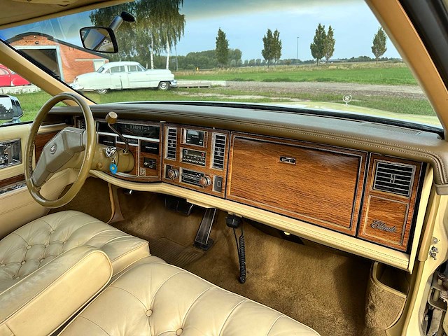 Cadillac - eldorado berritz - oldtimer - afbeelding 29 van  48