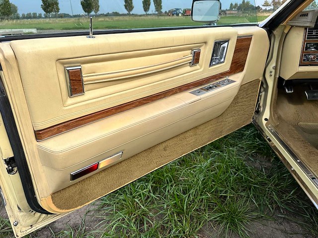 Cadillac - eldorado berritz - oldtimer - afbeelding 31 van  48