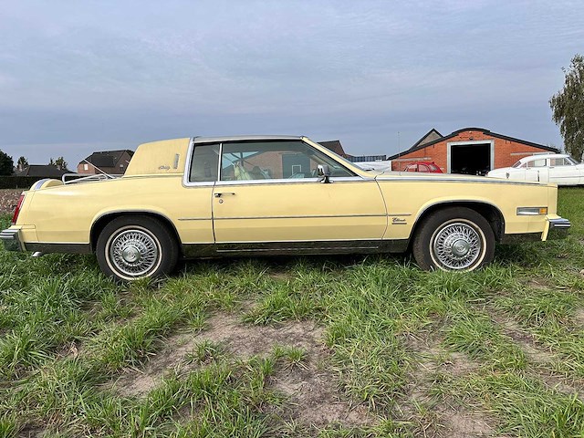 Cadillac - eldorado berritz - oldtimer - afbeelding 44 van  48